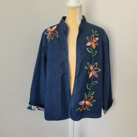 Alfred Dunner Jackets & Blazers - Alfred Dunner Women's Open Front Denim Floral Embroidered Jacket Size 14
